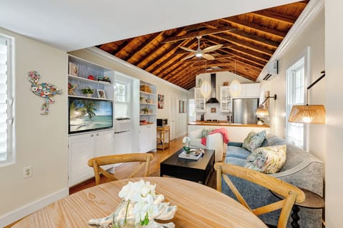 Enjoy mealtime together