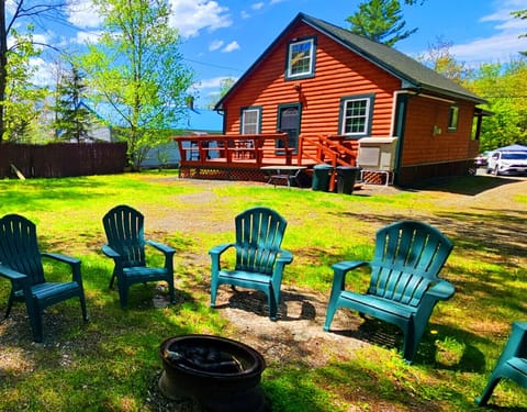 Your private retreat with the convenience of town nearby