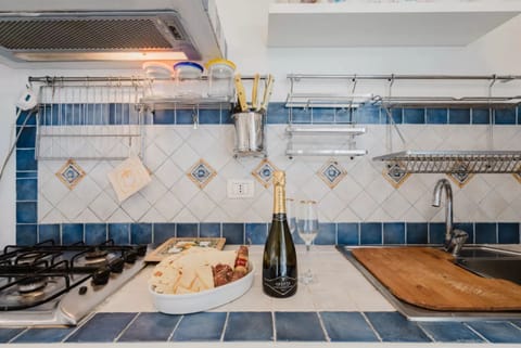 Apartment, 2 Bedrooms, Patio | Interior