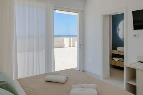 Superior Double Room, Terrace | Minibar, desk, laptop workspace, free WiFi