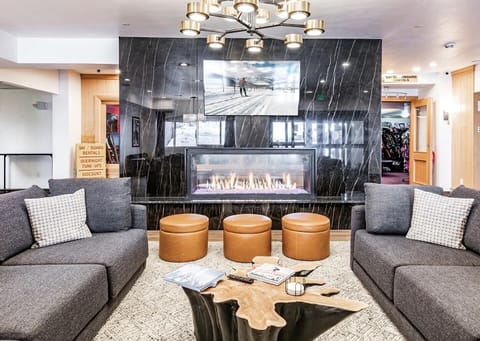 Condo, 2 Bedrooms | Interior