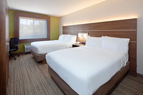 Standard Room, 2 Double Beds | Premium bedding, in-room safe, desk, laptop workspace