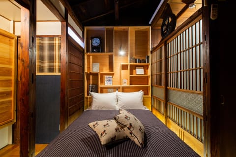 Traditional House, 2 Bedrooms, Non Smoking | 2 bedrooms, minibar, in-room safe, individually decorated
