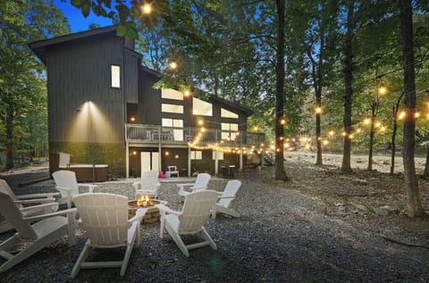 Enjoy the fire pit year round - we provide firewood. 