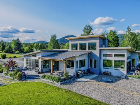 Interior to Outdoor transitions throughout