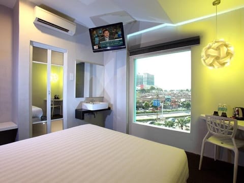 Superior Double Room, 1 Queen Bed, City View | Free WiFi