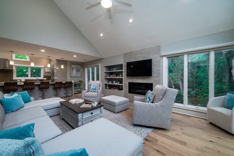 Welcome to 2202 Oyster Catcher Court.