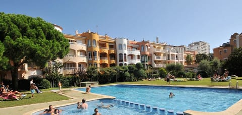 Holiday Home Swimming Pool