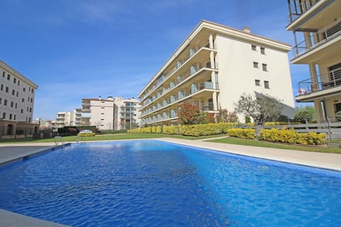 Holiday Home Swimming Pool