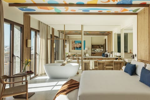 Junior Suite (Extra ME+ | Alcazaba View) | Free WiFi, bed sheets