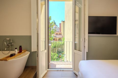 Superior Double Room | In-room safe, free WiFi