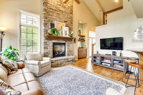 Lake Harmony Vacation Rental | 3BR | 2.5BA | Stairs Required | 2,000 Sq Ft