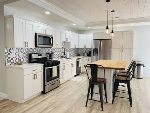 Captivating kitchen and butcherblock island! 