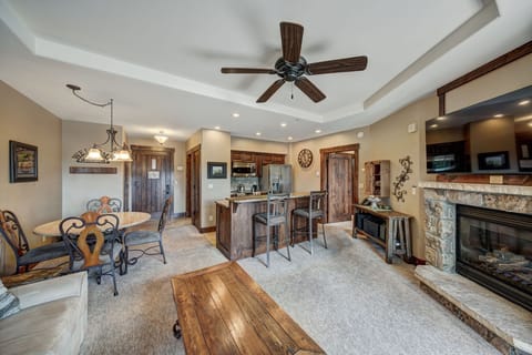 Crystal Peak Getaway awaits you 