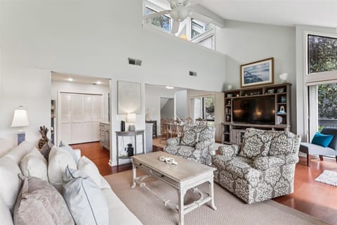 Welcome to 264 Turnberry Village!