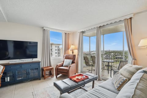 Queen Sofa Bed, All Bedding provided. 