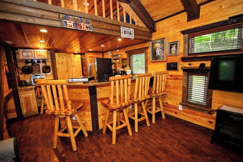 Family Cabin, Hill View | Living area | Flat-screen TV, DVD player