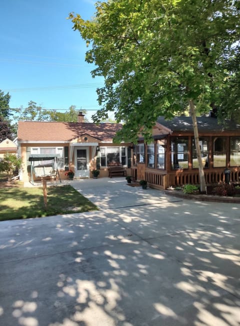 Beautiful exterior view from the driveway