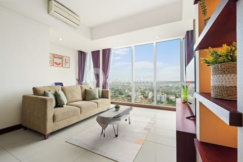 Apartment, 2 Bedrooms, City View | Living area | Flat-screen TV
