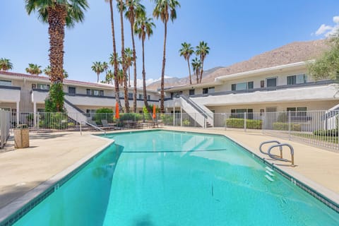 Palm Springs Vacation Rental | 2BR | 2BA | 1,024 Sq Ft | Step-Free Entry