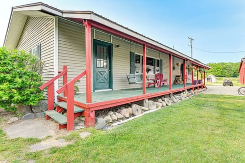 Kingston Vacation Rental | 4BR | 1BA | 2,000 Sq Ft | Step-Free Entry