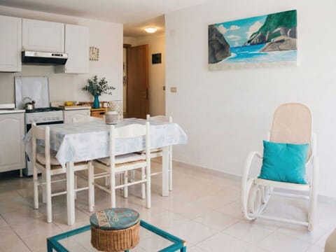 Furniture, Interior Design, Flooring, Floor, Chair, Apartment, Ceiling, Table, Room, Kitchen & Dining Room Table