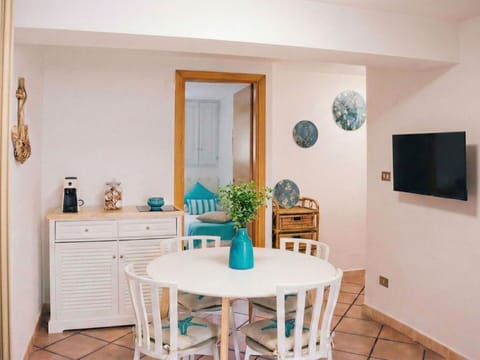 Furniture, Interior Design, Flooring, Floor, Wood, Ceiling, Room, Lighting, Table, Home