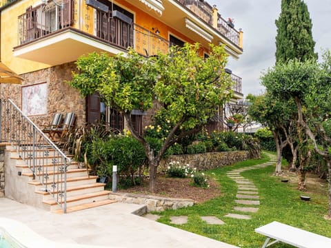 Residential Area, Shrub, Home, Balcony, Apartment, Estate, Garden, Porch, Hacienda