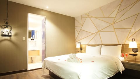 Premium bedding, down comforters, desk, iron/ironing board
