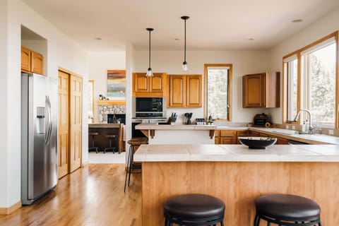 Bar-style seating at the kitchen island