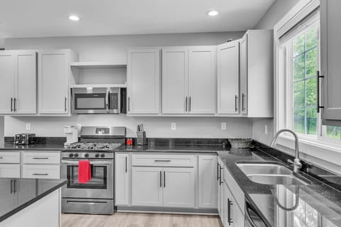 Indoors, Kitchen, Appliance, Microwave, Oven