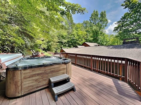 Studio (3 Bedrooms) | Property amenity