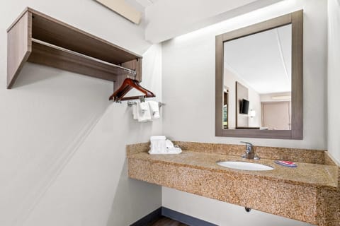 Standard Room, 2 Queen Beds, Non Smoking