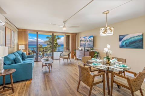 Welcome to Your Beach Front Paradise