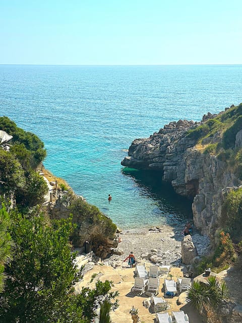 Private beach, white sand, beach bar
