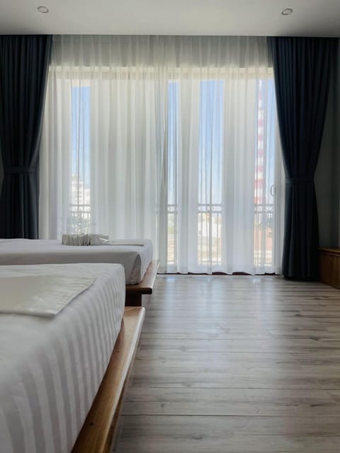 Family Quadruple Room | Desk, soundproofing, free WiFi