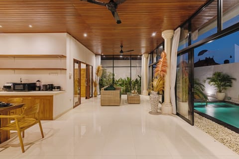 Classic Villa | Living room