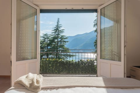Apartment (2 Bedrooms) | Lake view