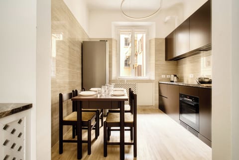 Apartment, 1 Double Bed with Sofa bed | Private kitchen | Dishwasher, electric kettle, dining tables