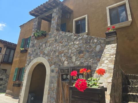 View(from property / room)