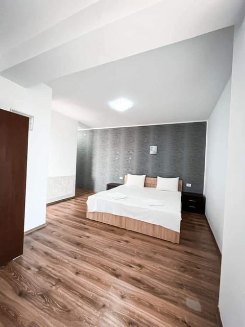 Deluxe Studio, Balcony, City View | Soundproofing, free WiFi