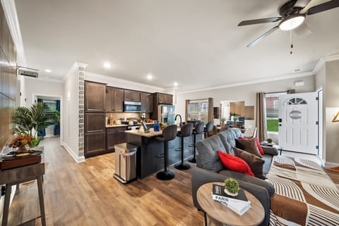 Stay productive or unwind with fast and reliable Wi-Fi covering the entire home.