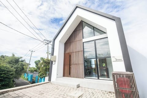 Parking Space and entrance of the VIlla