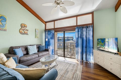 Beautiful natural light throughout!