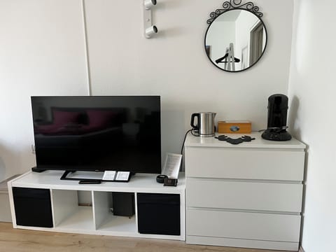 Enjoy series and films on Netflix