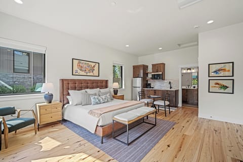 18105 Forestbrook-58