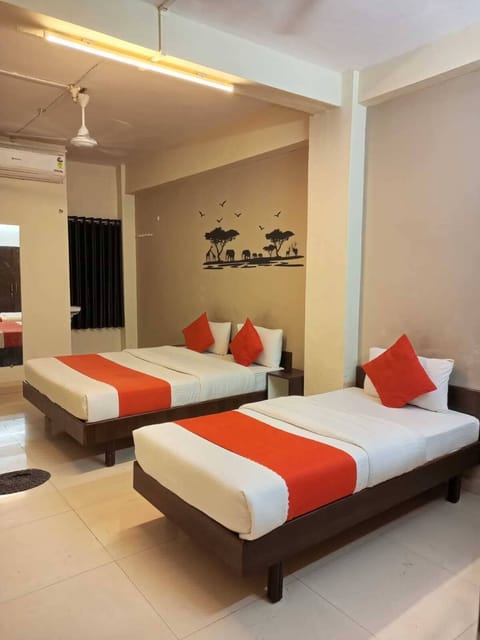 Deluxe Double or Twin Room, 1 Bedroom | Premium bedding, soundproofing, free WiFi, bed sheets