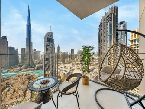 Panoramic Apartment, 4 Bedrooms, City View | Balcony