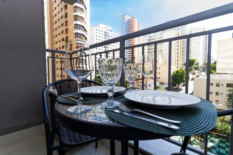 Business Apartment | Outdoor dining