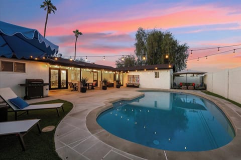 Plenty of seating and shade